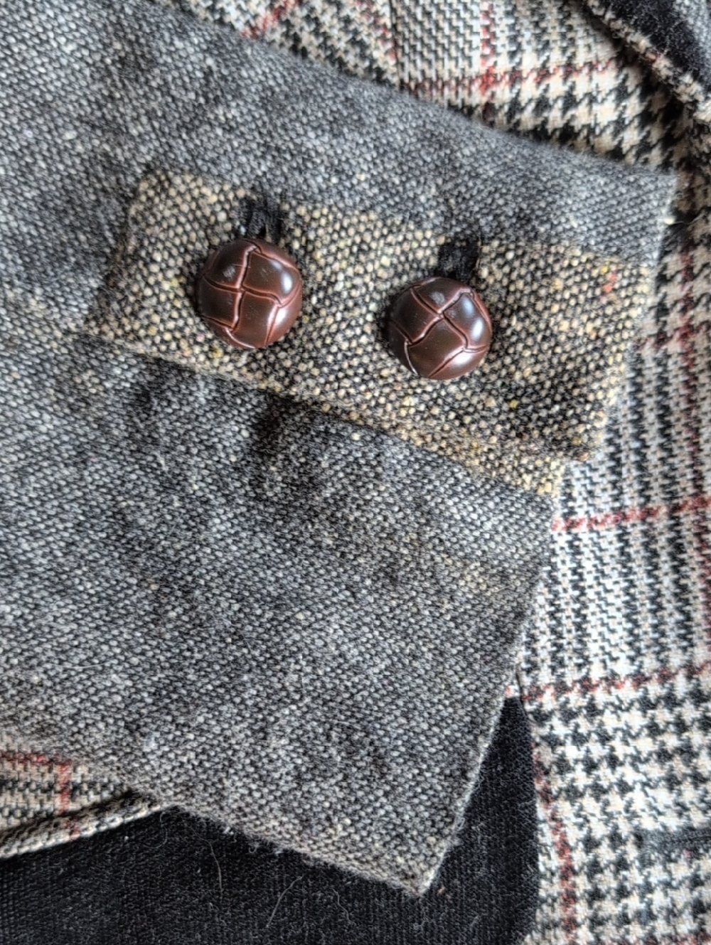 Cartonnier Mixed Media Blazer With Faux Vest Detail - Picture 3 of 6